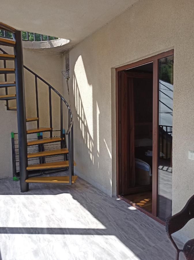 מסטיה House B&B מראה חיצוני תמונה
