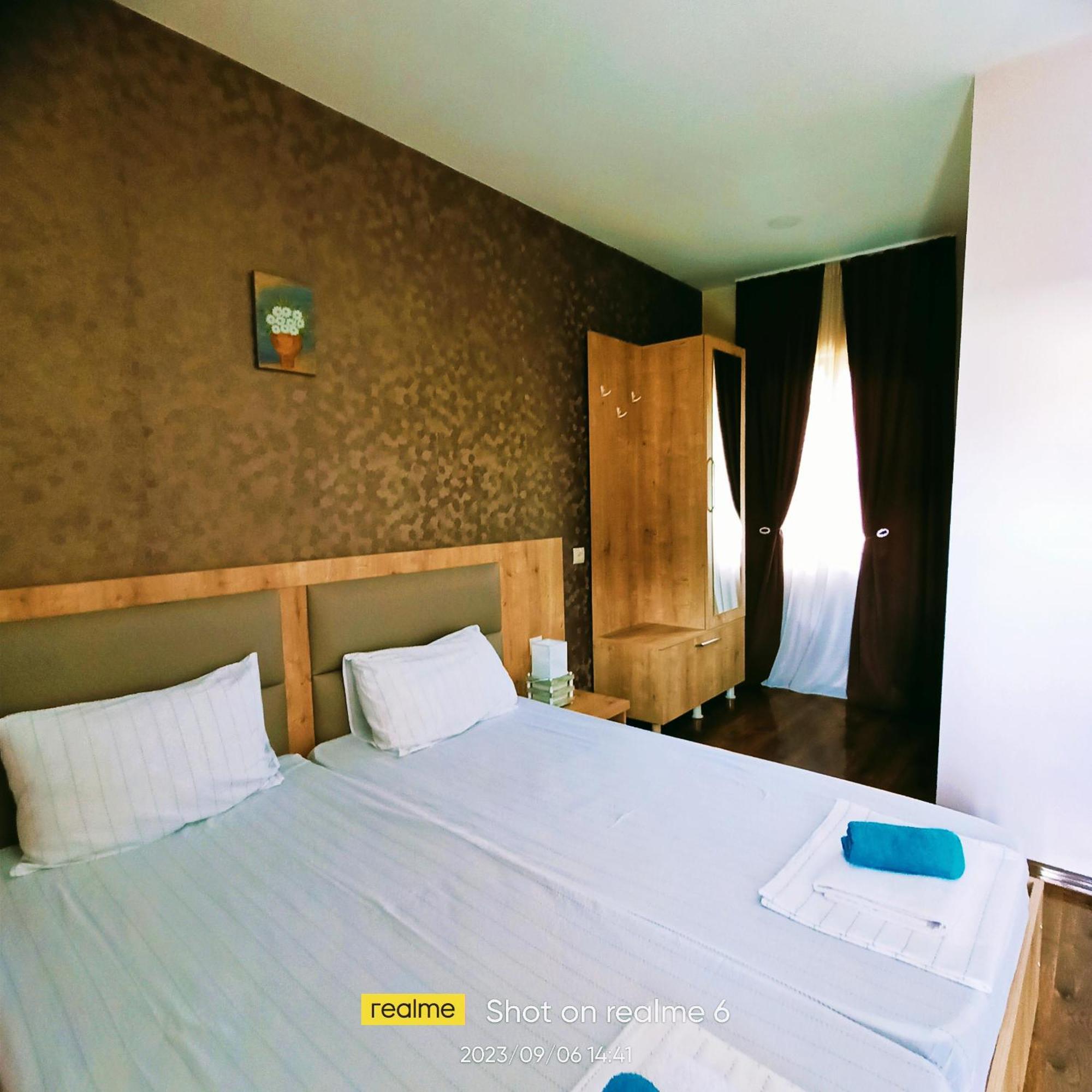מסטיה House B&B מראה חיצוני תמונה