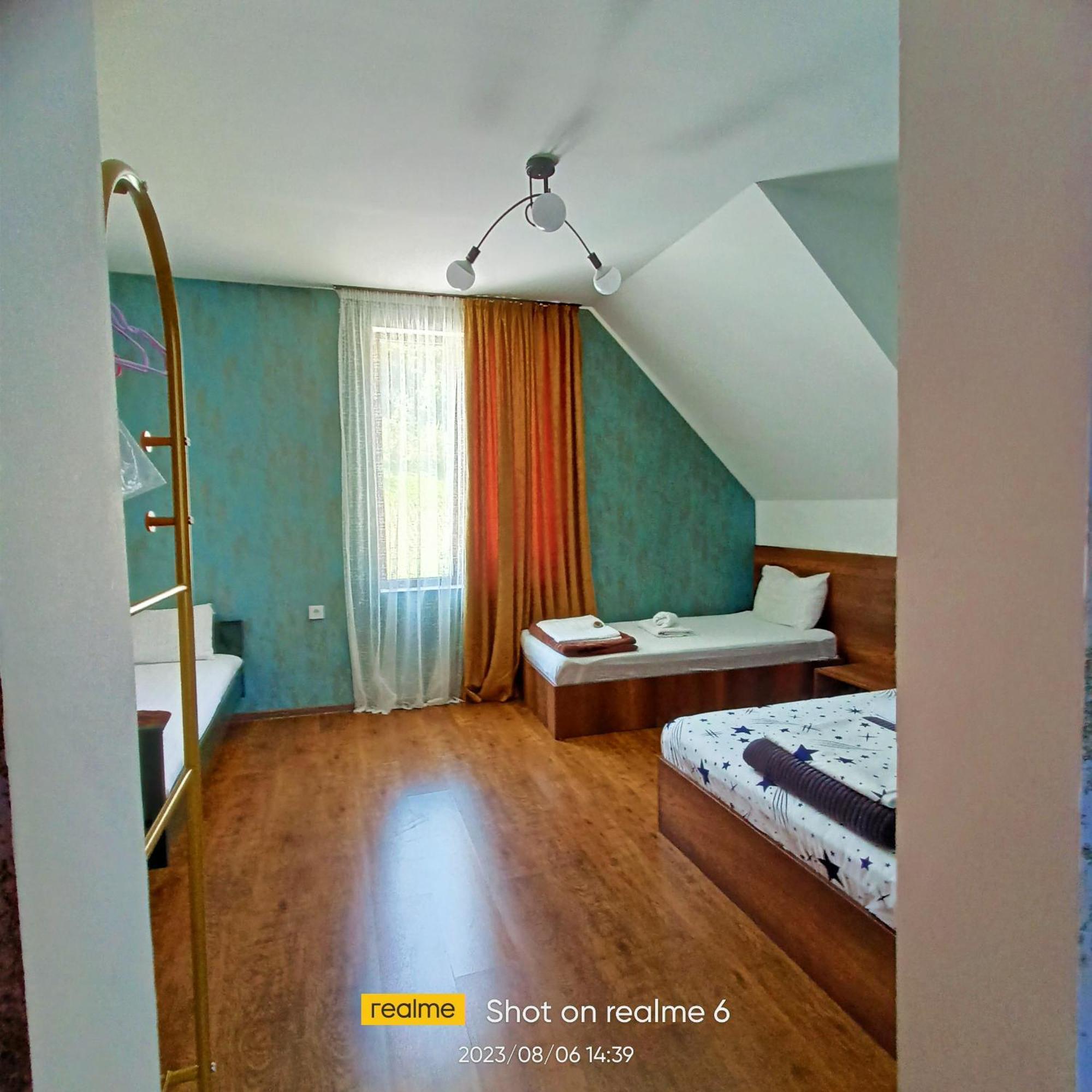 מסטיה House B&B מראה חיצוני תמונה