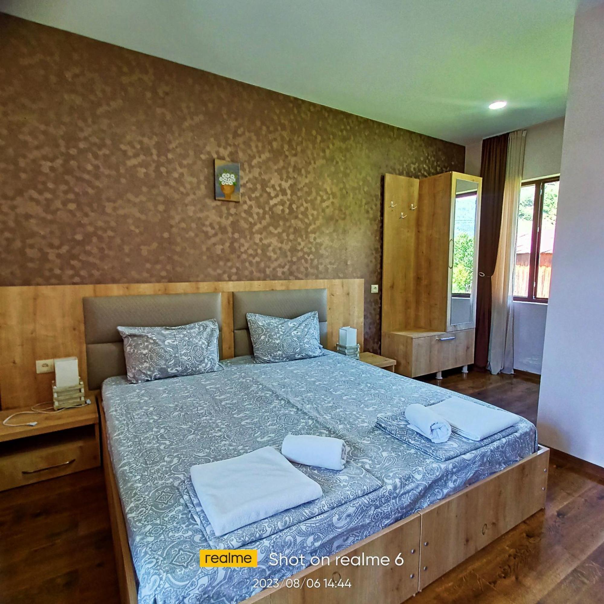 מסטיה House B&B מראה חיצוני תמונה